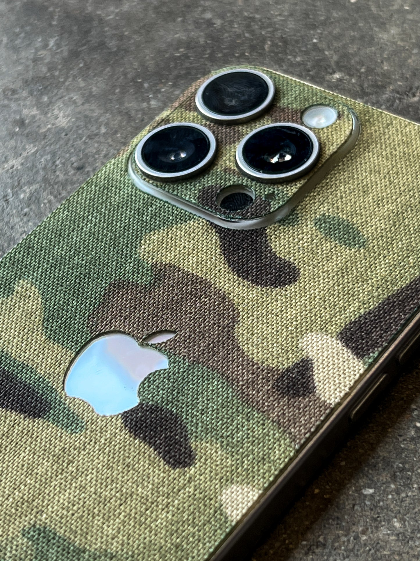 DuraCOVR iPhone 12-17